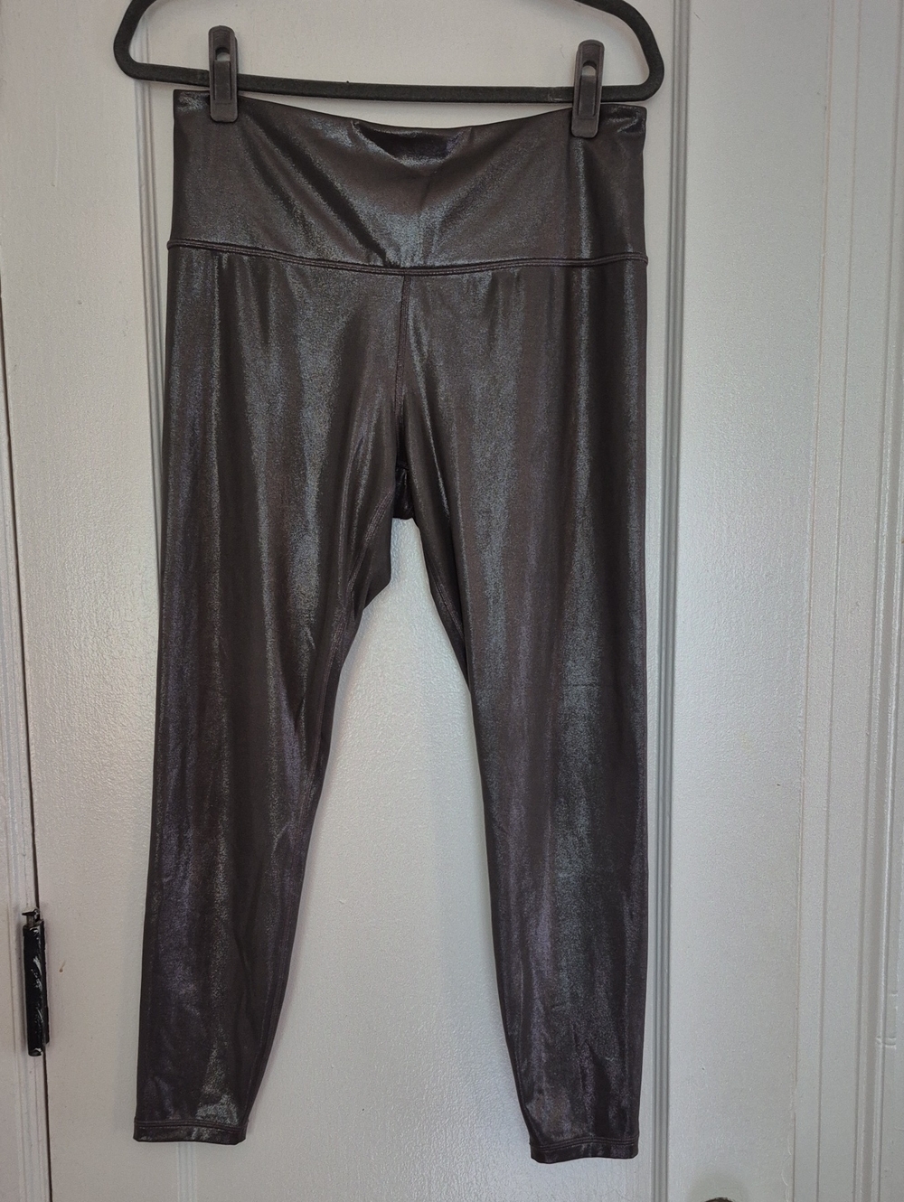 Athleta Elation Shine Tight In Black/Gray